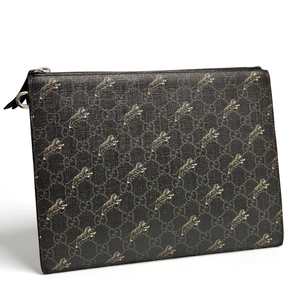Gucci Supreme Black vintage GG Monogram clutch Pouch with Tiger Motif